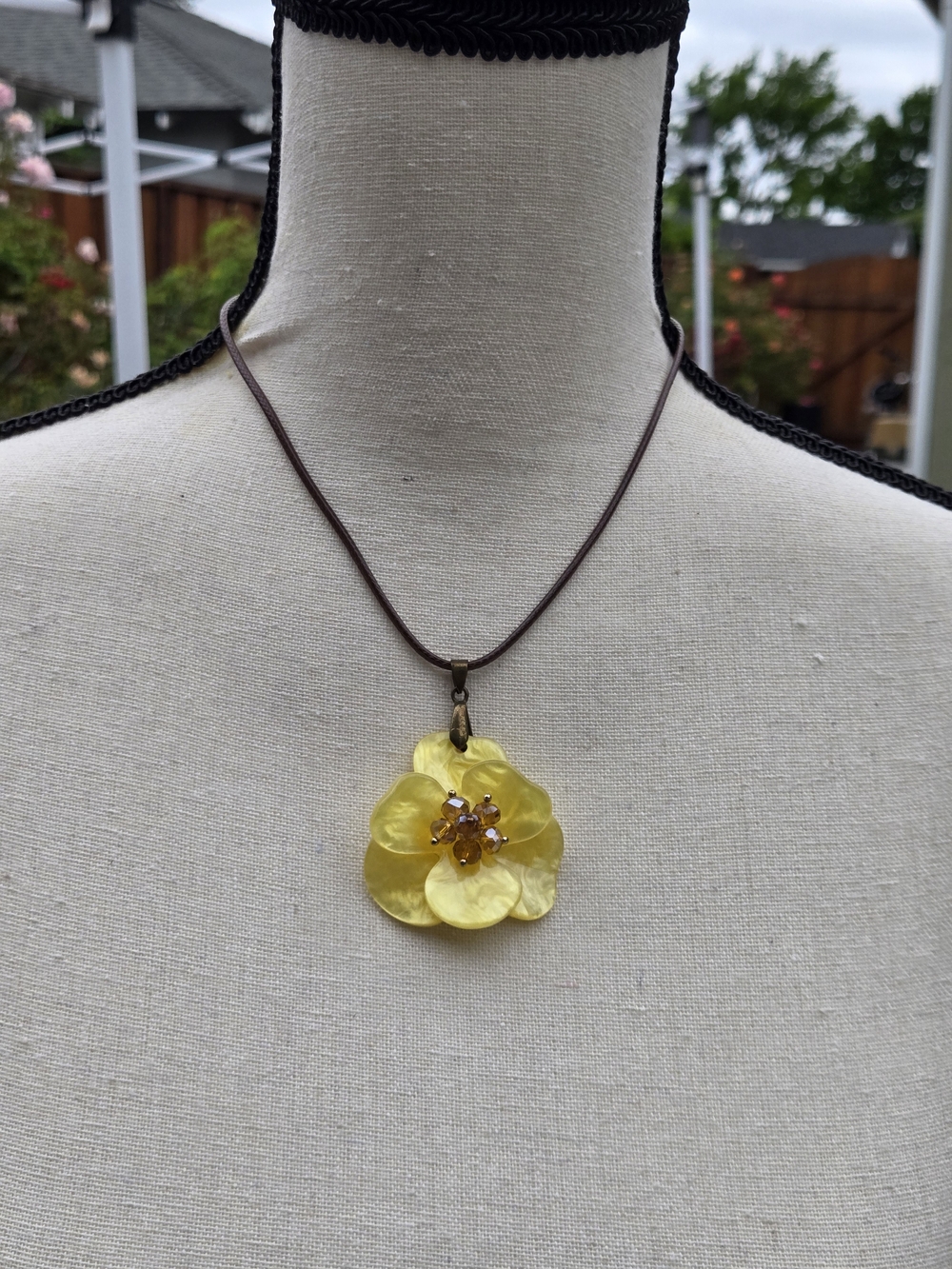 Yellow Flower Pendant Necklace - Women Jewelry